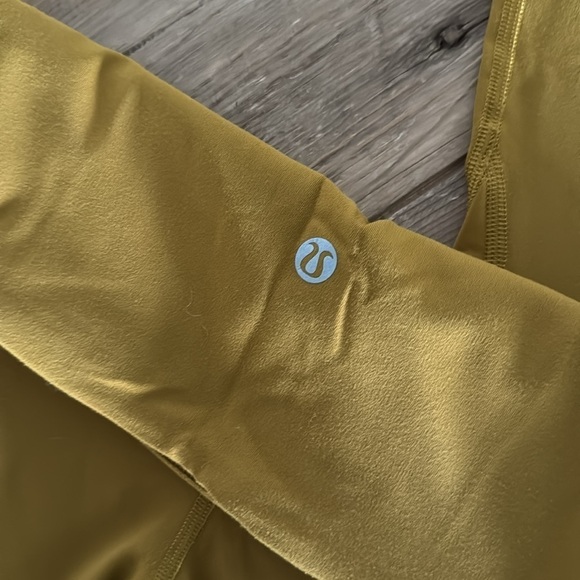 Lululemon Align High Rise 25" with Pocket Leggings Like New - Picture 6 of 7